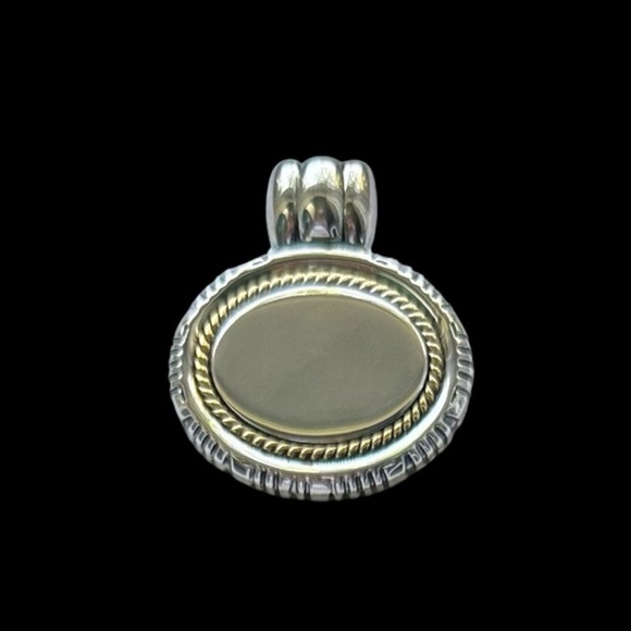 Best Vintage Large Silver with Gold Detail Medallion Signet Pendant - Picture 6 of 6